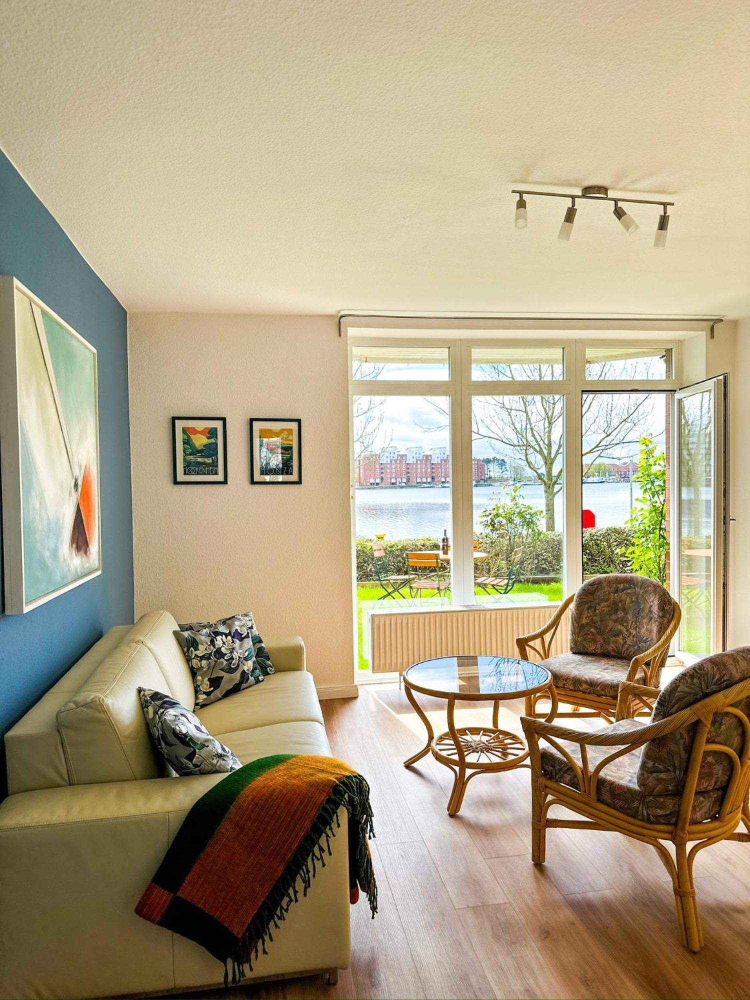 Ferienwohnung Havenblick Вилхелмсхафен Екстериор снимка